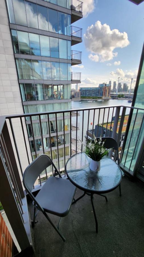 Luxury 2 Bed Apartment Excel Londra Esterno foto